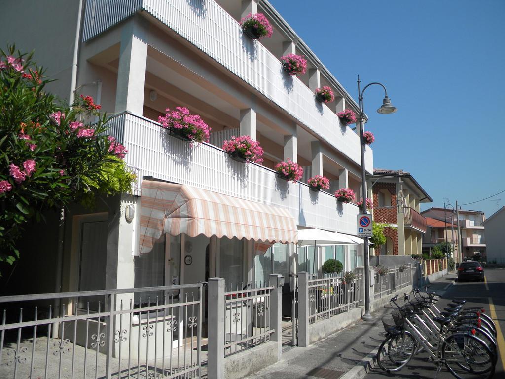 Hotel Eliani Grado Exterior photo