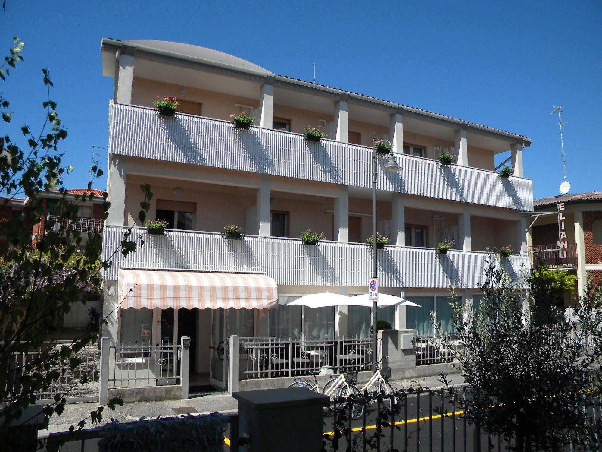 Hotel Eliani Grado Exterior photo